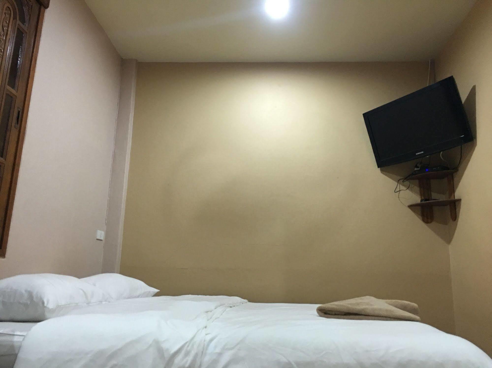 Wandee Guesthouse เกาะเต่า ภายนอก รูปภาพ