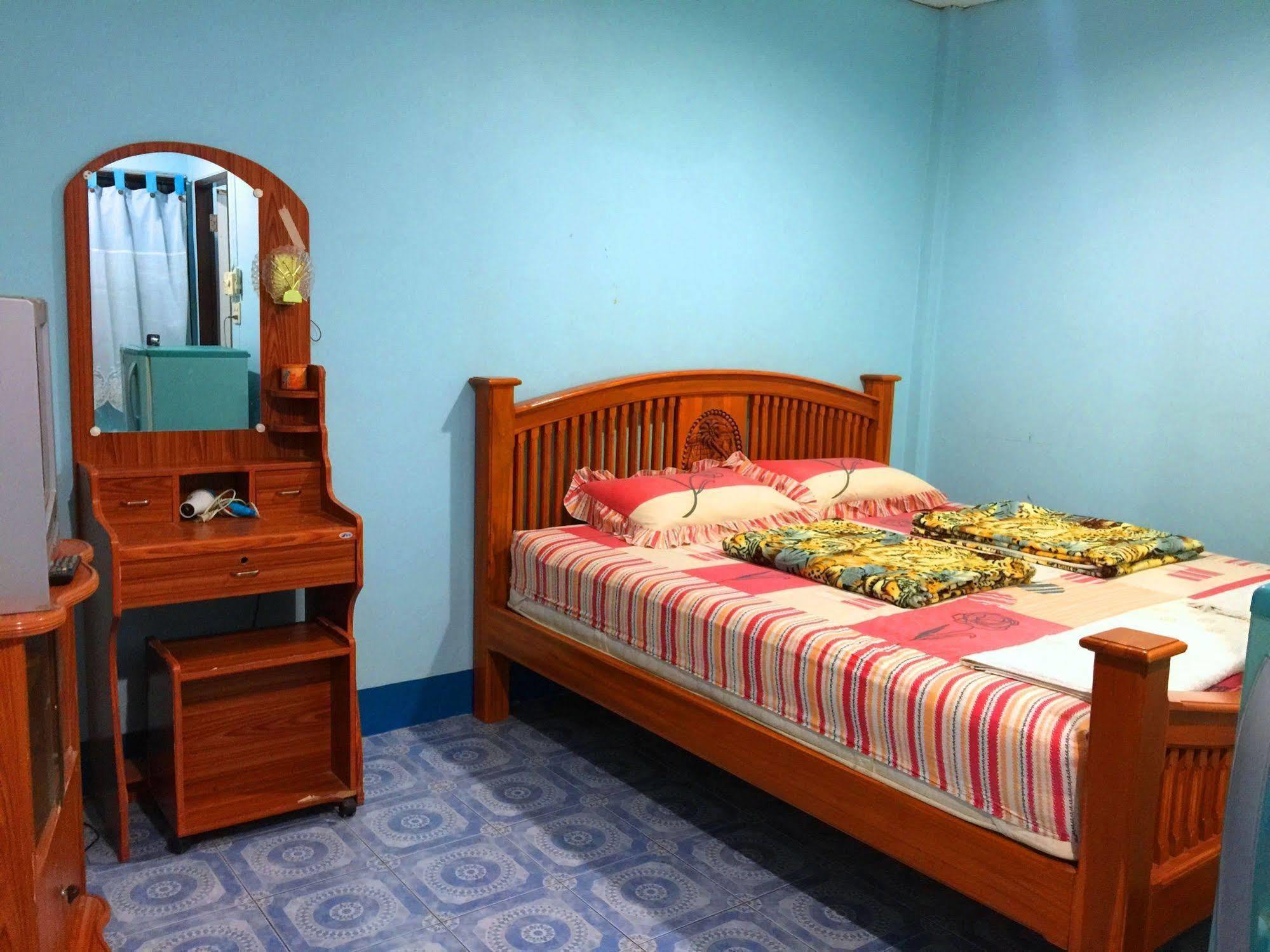 Wandee Guesthouse เกาะเต่า ภายนอก รูปภาพ