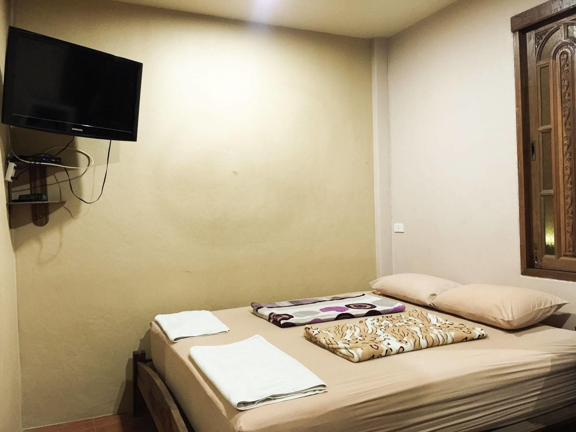 Wandee Guesthouse เกาะเต่า ภายนอก รูปภาพ