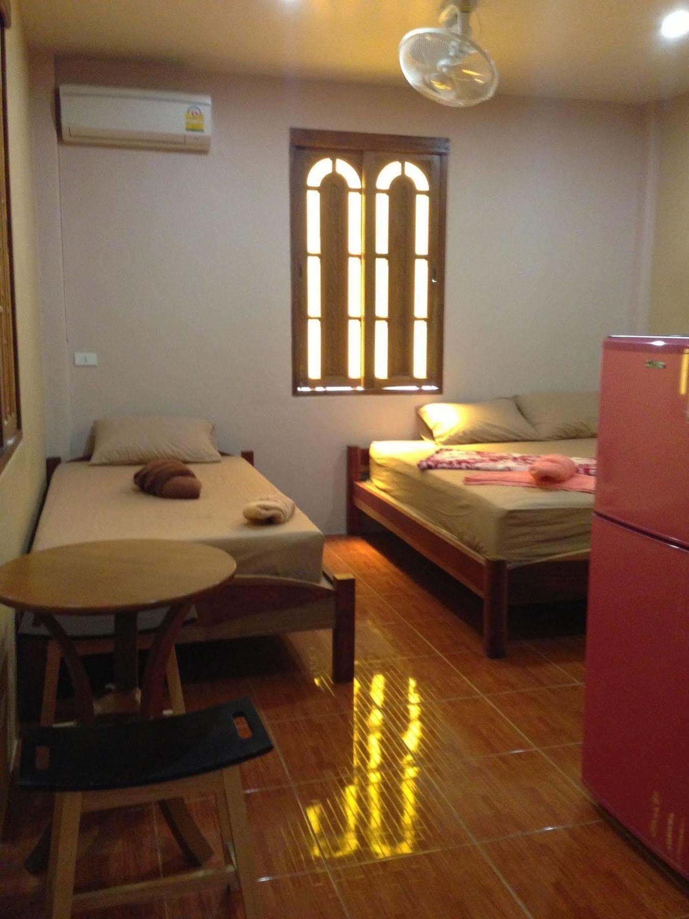 Wandee Guesthouse เกาะเต่า ภายนอก รูปภาพ